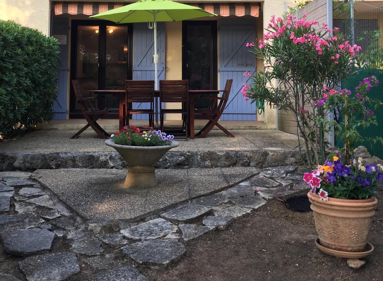 T2 Rez De Jardin 300m De Beaucours Sur * Sanary-sur-Mer